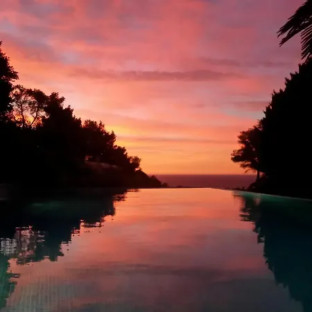 Amadeus Xabia Villa